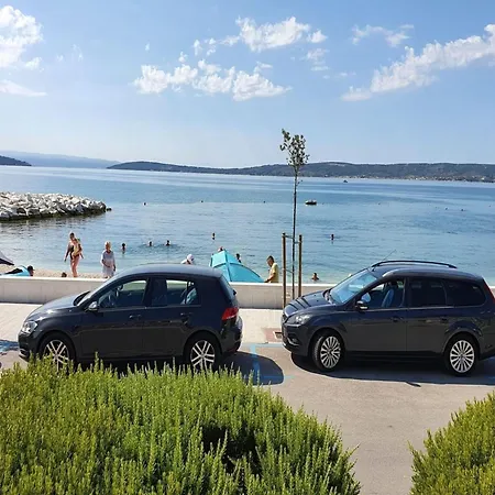 Three Bedroom Kastela